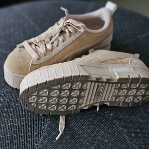 Puma Mayze Suede platform